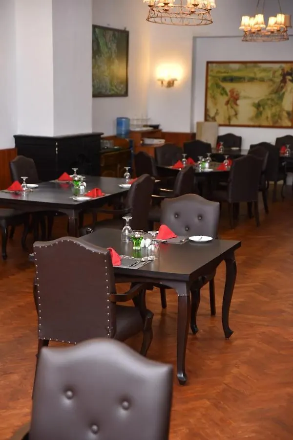 Hotel Nuwara Eliya Golf Club