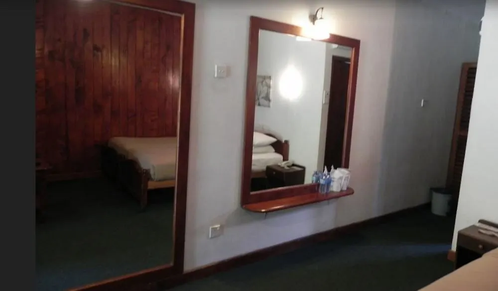 Hotel Nuwara Eliya Golf Club
